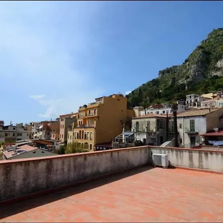 Alessia N 3 ,centro Storico Di * Taormina
